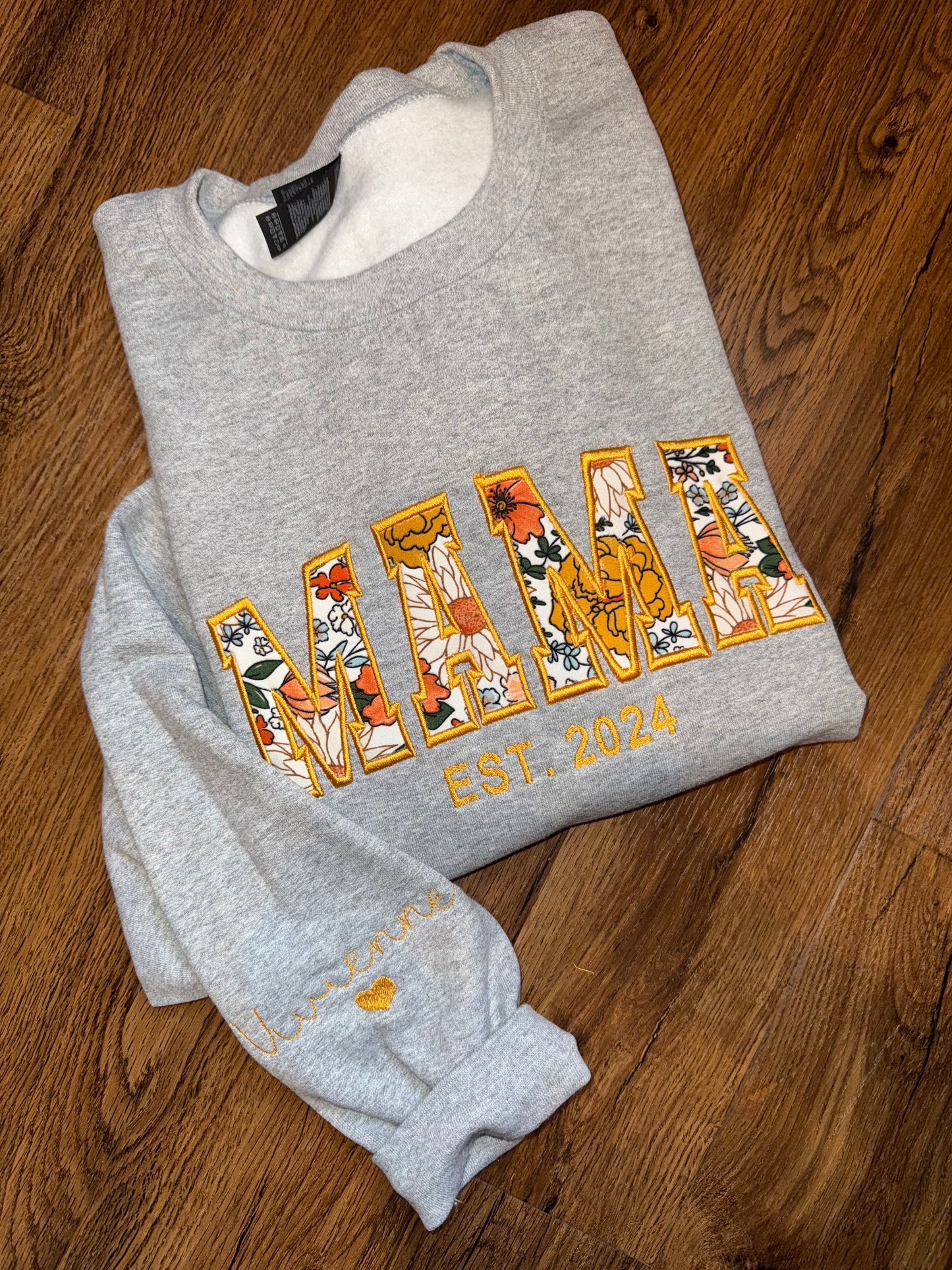 Established MAMA Keepsake Crewneck with Name on Sleeve