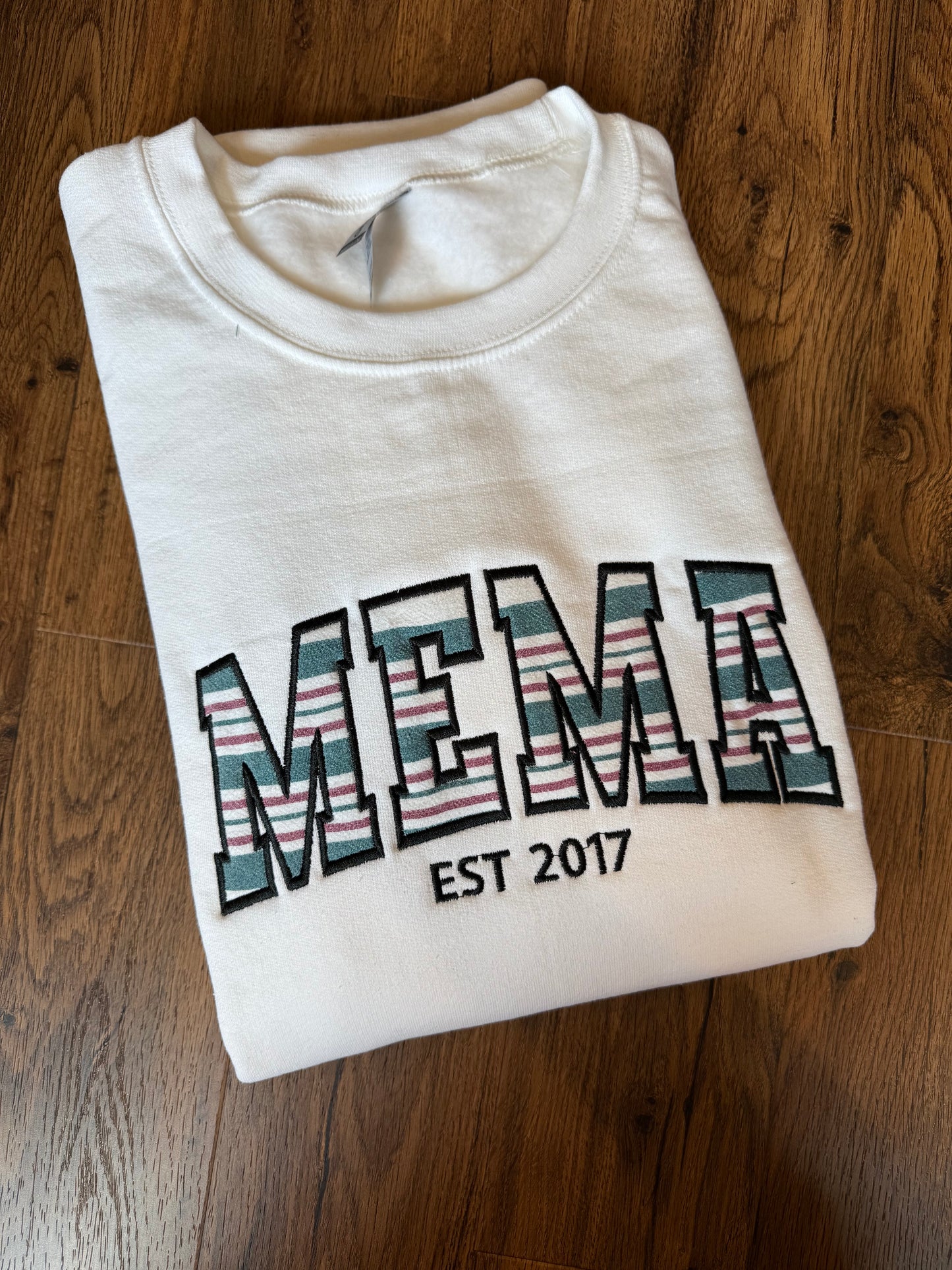 Established MAMA Keepsake Crewneck with Name on Sleeve