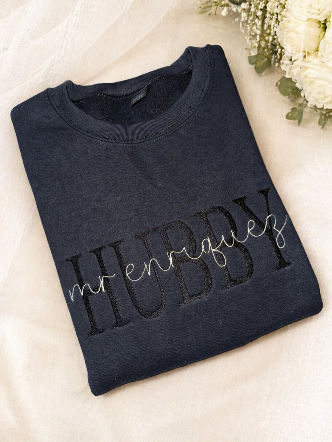 Hubby Crewneck 💍