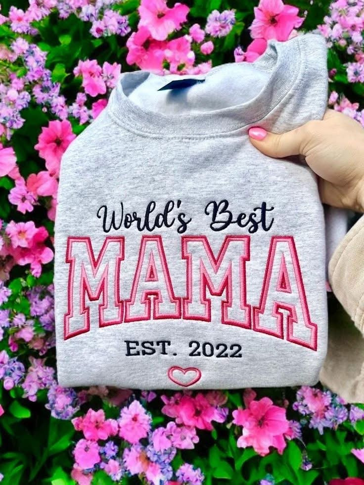 World's Best MAMA Crewneck